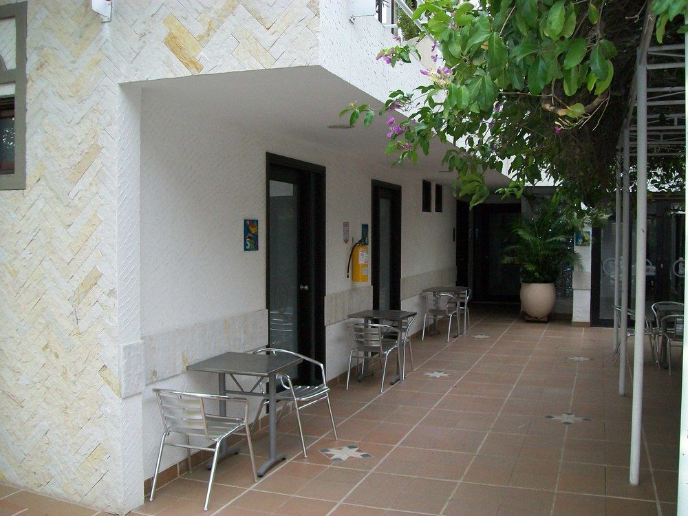 Villa Santorini *